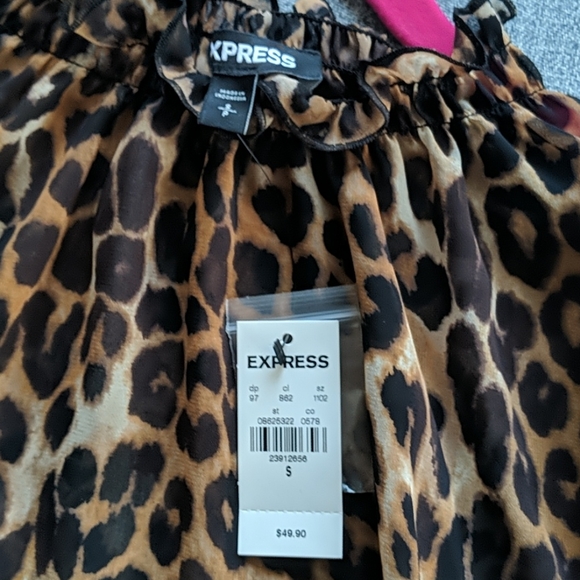 Unworn Leopard print sheer blouse - Picture 2 of 2